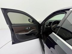 BMW 3 Series 2024 320i M Sport Package - ფოტო 15