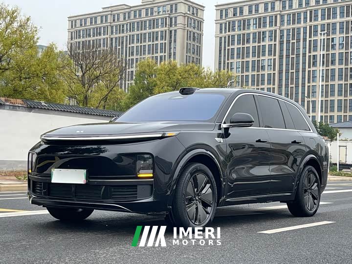Li Auto L8 Max - ავტომობილი ჩინეთიდან