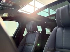 Land Rover Range Rover Velar 250PS Gloss Black Collector's Edition - ფოტო 11