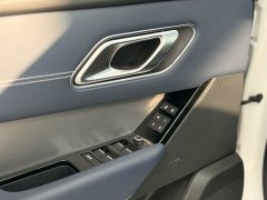 Land Rover Range Rover Velar 250PS Gloss Black Collector's Edition - ფოტო 7