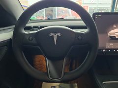 Tesla Model Y Rear-Wheel Drive - ფოტო 14