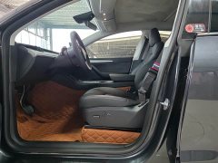 Tesla Model Y Rear-Wheel Drive - ფოტო 8