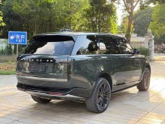 Land Rover Range Rover 3.0 L6 400PS Extended Wheelbase 7-Seater - ფოტო 5