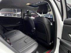 Hyundai Elantra 1.5L CVT Luxury - ფოტო 10