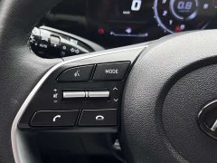Hyundai Elantra 1.5L CVT Luxury - ფოტო 20