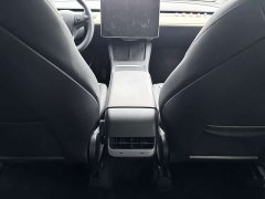 Tesla Model Y 2022 Rear-Wheel Drive - ფოტო 17