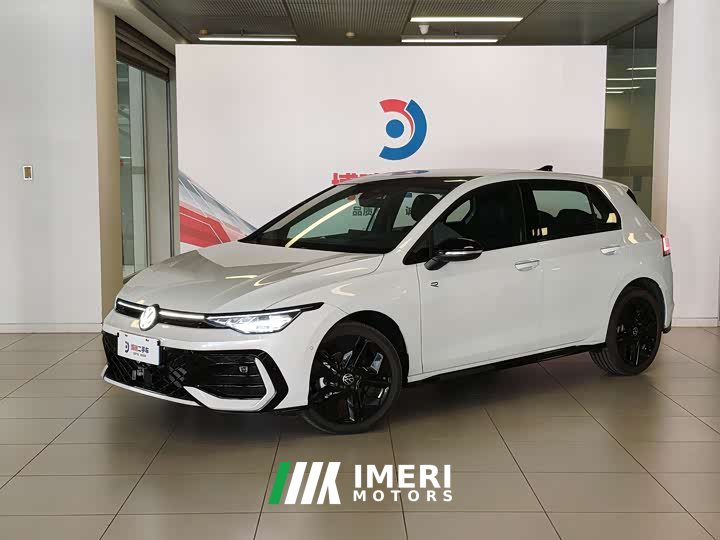Volkswagen Golf 300TSI R-Line