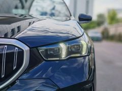BMW 5 Series 525Li M Sport Package - ფოტო 8