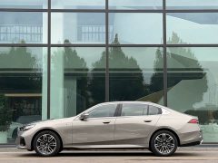 BMW 5 Series 2024 525Li M Sport Package - ფოტო 2