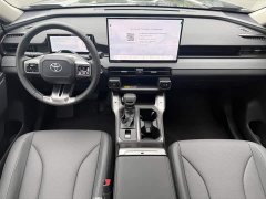 Toyota RAV4 2.0L FWD Luxury - ფოტო 10