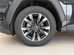 Toyota RAV4 2.0L FWD Luxury - ფოტო 16