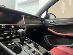 Porsche Macan 2.0T - ფოტო 9