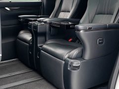Lexus LM 2020 300h 7-Seater Elegant Edition - ფოტო 14