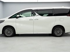 Lexus LM 2020 300h 7-Seater Elegant Edition - ფოტო 3