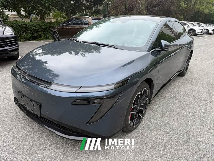 Nissan N7 625 Max - ავტომობილი ჩინეთიდან