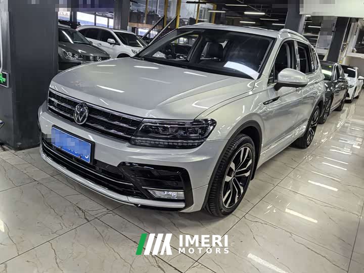 Volkswagen Tiguan L 330TSI Automatic FWD R-Line Comfort Edition
