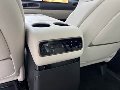 Li Auto MEGA Home Family Edition - ფოტო 19