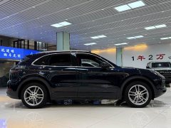 Porsche 2019 Cayenne 3.0T - ფოტო 3
