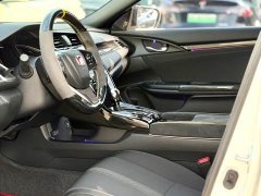 Honda Civic 2021 Hatchback 220 Turbo CVT Trendy Control - ფოტო 17
