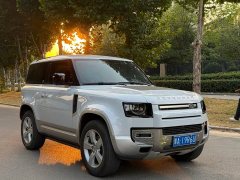 Land Rover Defender 90 2.0T P300 Tiger Ambition Edition - ფოტო 3