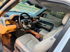 Land Rover Defender 90 2.0T P300 Tiger Ambition Edition - ფოტო 4