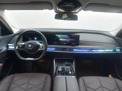 BMW 7 Series 2023 735Li Luxury Line - ფოტო 7