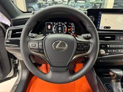 Lexus ES 200 Excellence Edition - ფოტო 12