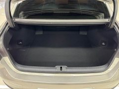 Lexus ES 200 Excellence Edition - ფოტო 20
