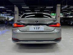 Lexus ES 200 Excellence Edition - ფოტო 6