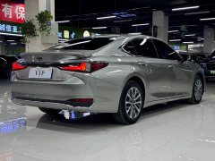 Lexus ES 200 Excellence Edition - ფოტო 7