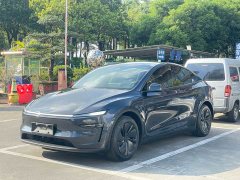 Tesla Model Y Rear-Wheel Drive - ფოტო 1