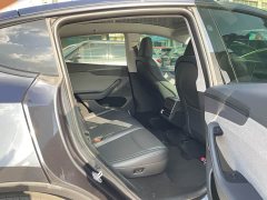 Tesla Model Y Rear-Wheel Drive - ფოტო 10