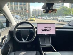 Tesla Model Y Rear-Wheel Drive - ფოტო 19