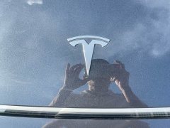 Tesla Model Y Rear-Wheel Drive - ფოტო 4
