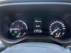 Toyota Sienna 2021 2.5L Hybrid Luxury - ფოტო 7
