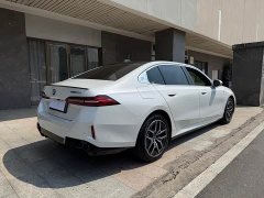 BMW i5 eDrive 35L Premium M Sport Package - ფოტო 8