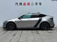 Tesla Model Y Rear-Wheel Drive - ფოტო 4