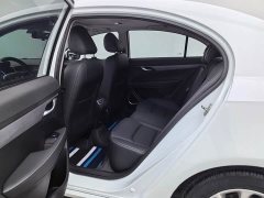 Geely Emgrand UP 1.5L CVT Luxury - ფოტო 20