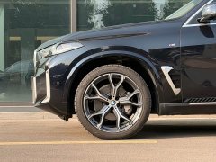 BMW X5 2023 xDrive 30Li M Sport Exclusive Night Edition Package - ფოტო 3