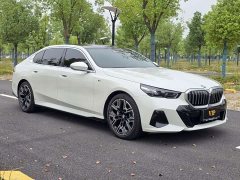 BMW 5 Series 2024 530Li Luxury M Sport Package - ფოტო 3