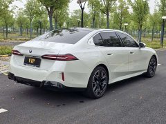 BMW 5 Series 2024 530Li Luxury M Sport Package - ფოტო 4