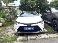Toyota Corolla Hybrid 1.8H E-CVT Luxury - ფოტო 2