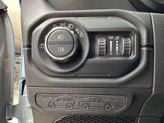 Jeep Wrangler 2024 2.0T Sahara Four-Door - ფოტო 16