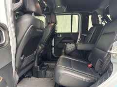 Jeep Wrangler 2024 2.0T Sahara Four-Door - ფოტო 6