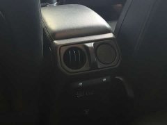 Jeep Wrangler 2.0T Sahara Four-Door - ფოტო 14