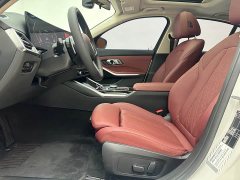 BMW 3 Series 320i M Sport Package - ფოტო 19