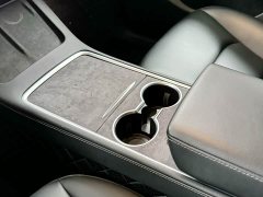 Tesla Model Y Rear-Wheel Drive - ფოტო 11