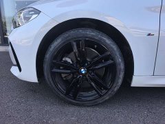 BMW 1 Series 2021 125i M Sport Night Edition - ფოტო 4
