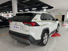 Toyota RAV4 2.0L CVT AWD Fashion Edition - ფოტო 3