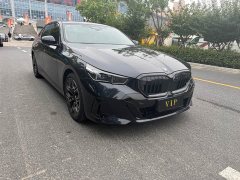 BMW 5 Series 530Li Luxury M Sport Package - ფოტო 2